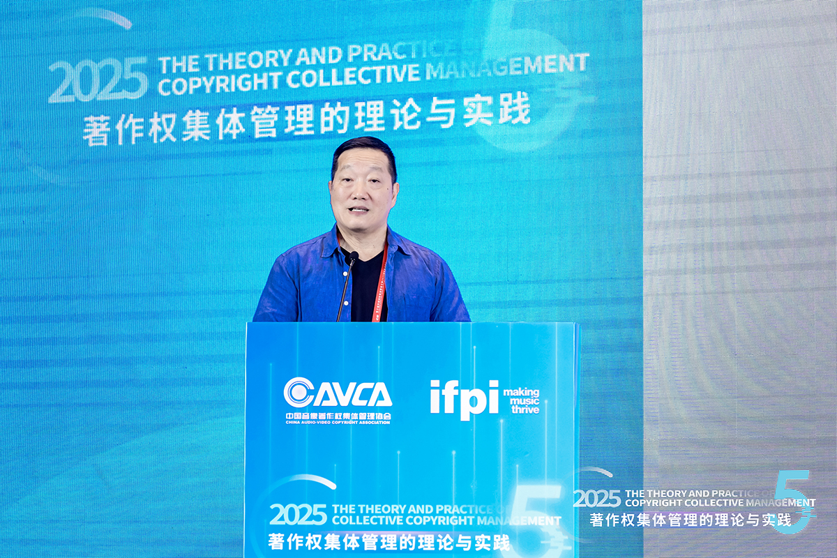 洪伟典.jpg
